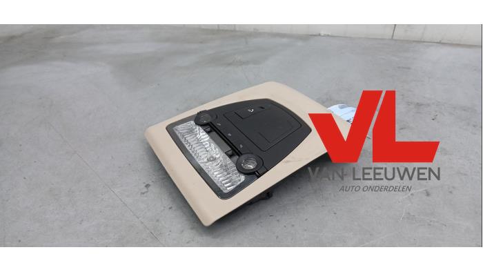 Begagnade Innerbelysning, fram BMW 5 serie Touring (F11) 528i 16V Pris € 45,00 Marginaltabell erbjuds av Van Leeuwen Auto Onderdelen