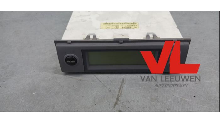 Begagnade Innerdisplay Nissan Micra (K12) 1.2 16V Pris € 14,99 Marginaltabell erbjuds av Van Leeuwen Auto Onderdelen
