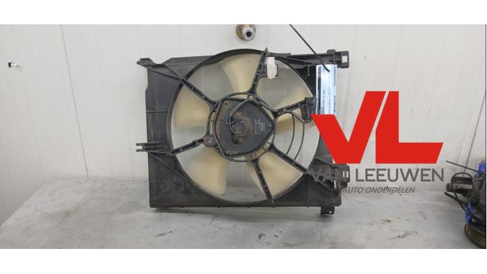 Używane Wentylator Daihatsu Cuore (L251/271/276) 1.0 12V DVVT Cena € 30,00 Procedura marży oferowane przez Van Leeuwen Auto Onderdelen