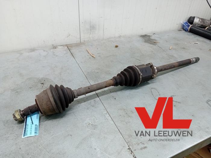 Gebrauchte Antriebswelle rechts vorne Fiat Stilo (192A/B) 2.4 20V Abarth 3-Drs. Preis € 35,00 Margenregelung angeboten von Van Leeuwen Auto Onderdelen