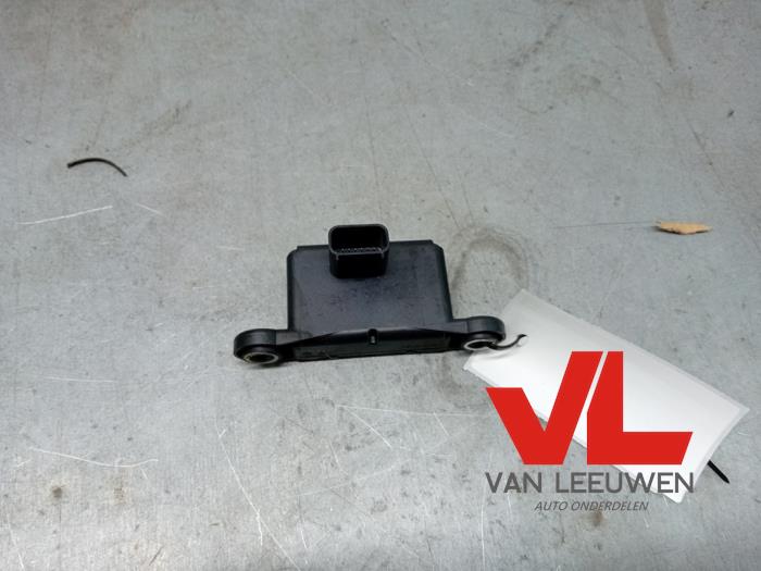 Begagnade Esp Duo-sensor Opel Astra J Sports Tourer (PD8/PE8/PF8) 1.6 CDTI 16V Pris € 12,50 Marginaltabell erbjuds av Van Leeuwen Auto Onderdelen