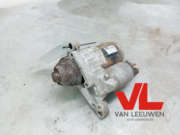 Used Starter Renault Megane III Grandtour (KZ) 1.2 16V TCE 130 Price € 30,00 Margin scheme offered by Van Leeuwen Auto Onderdelen