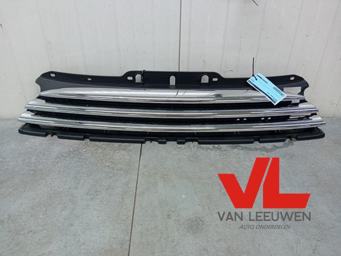 Nya Grill Mini Clubman (R55) Pris € 90,75 Inklusive moms erbjuds av Van Leeuwen Auto Onderdelen