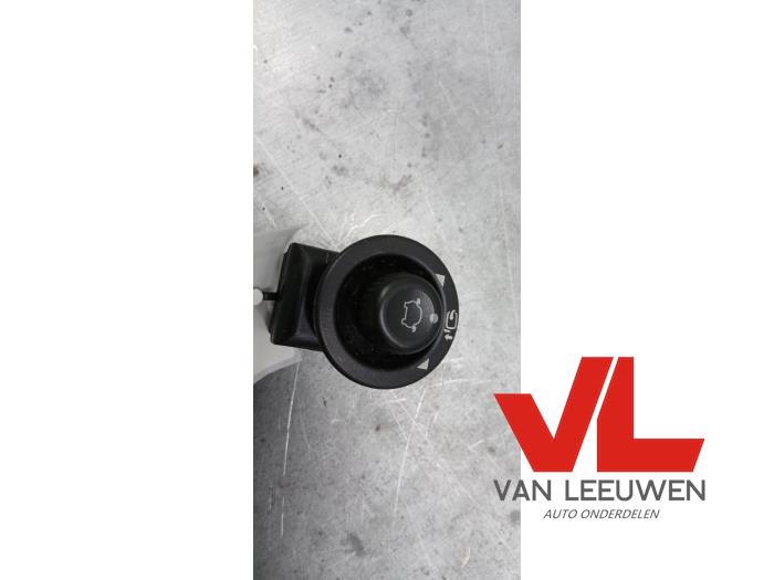 Używane Przelacznik lusterka Ford Transit Custom 2.2 TDCi 16V Cena € 15,13 Z VAT oferowane przez Van Leeuwen Auto Onderdelen