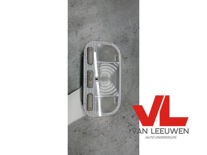 Begagnade Innerbelysning, fram Peugeot 308 (4A/C) 1.6 VTI 16V Pris € 9,99 Marginaltabell erbjuds av Van Leeuwen Auto Onderdelen