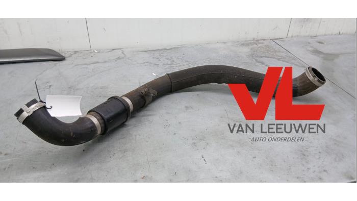 Usagé Tuyau intercooler Ford Transit Custom 2.2 TDCi 16V Prix € 48,40 Prix TTC proposé par Van Leeuwen Auto Onderdelen