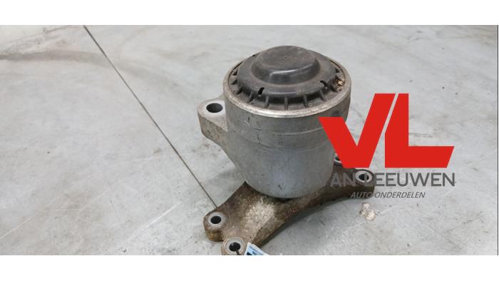Usagé Support moteur Ford Transit Custom 2.2 TDCi 16V Prix € 42,35 Prix TTC proposé par Van Leeuwen Auto Onderdelen