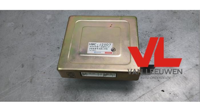 Used Automatic gearbox computer Hyundai Coupe 2.0i 16V Price € 75,00 Margin scheme offered by Van Leeuwen Auto Onderdelen
