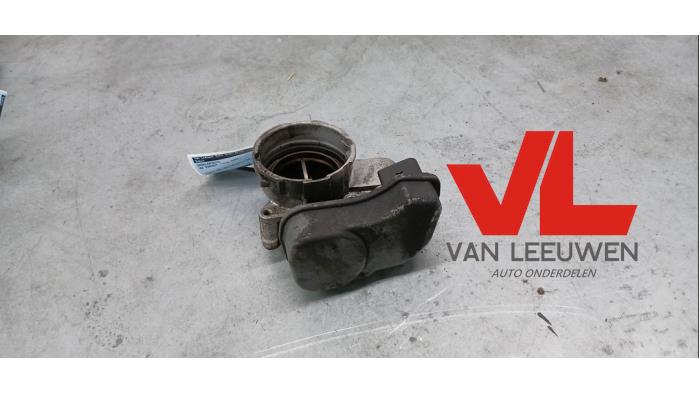 Gebrauchte Drosselklappengehäuse Volkswagen Passat Variant (3C5) 2.0 TDI 16V 140 Preis € 19,99 Margenregelung angeboten von Van Leeuwen Auto Onderdelen