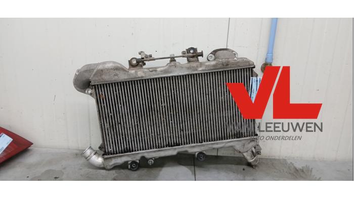 Usados Intercooler Toyota Land Cruiser V8 (J20) 4.5 D-4D 32V Precio € 325,00 Norma de margen ofrecido por Van Leeuwen Auto Onderdelen