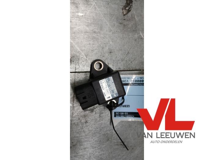 Begagnade Hastighetssensor Toyota Land Cruiser V8 (J20) 4.5 D-4D 32V Pris € 25,00 Marginaltabell erbjuds av Van Leeuwen Auto Onderdelen