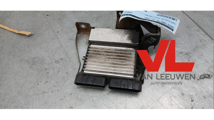 Used Injection computer Toyota Land Cruiser V8 (J20) 4.5 D-4D 32V Price € 175,00 Margin scheme offered by Van Leeuwen Auto Onderdelen