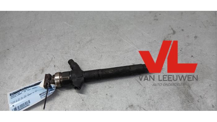 Usagé Injecteurs Toyota Land Cruiser V8 (J20) 4.5 D-4D 32V Prix € 185,00 Règlement à la marge proposé par Van Leeuwen Auto Onderdelen