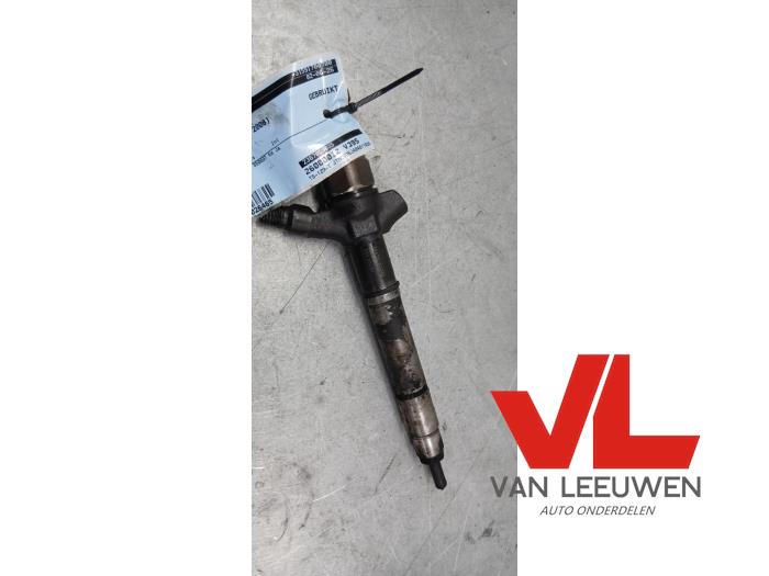 Usagé Injecteurs Toyota Land Cruiser V8 (J20) 4.5 D-4D 32V Prix € 185,00 Règlement à la marge proposé par Van Leeuwen Auto Onderdelen