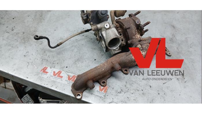 Usagé Turbo Toyota Land Cruiser V8 (J20) 4.5 D-4D 32V Prix € 475,00 Règlement à la marge proposé par Van Leeuwen Auto Onderdelen