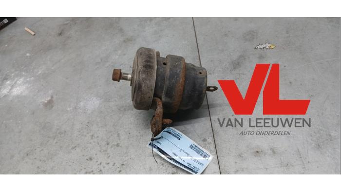Gebrauchte Motorlager Toyota Land Cruiser V8 (J20) 4.5 D-4D 32V Preis € 75,00 Margenregelung angeboten von Van Leeuwen Auto Onderdelen
