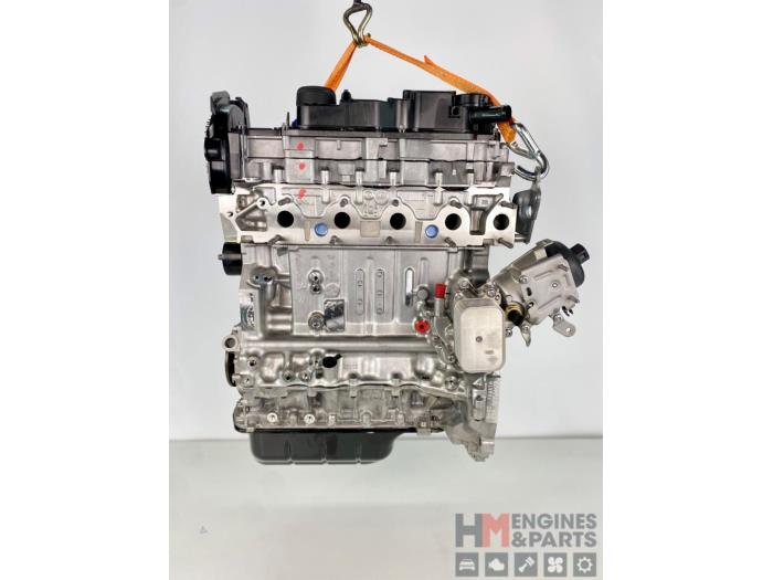 Engine from a Peugeot 5008 II (M4/MC/MJ/MR) 1.6 BlueHDi 100 2018