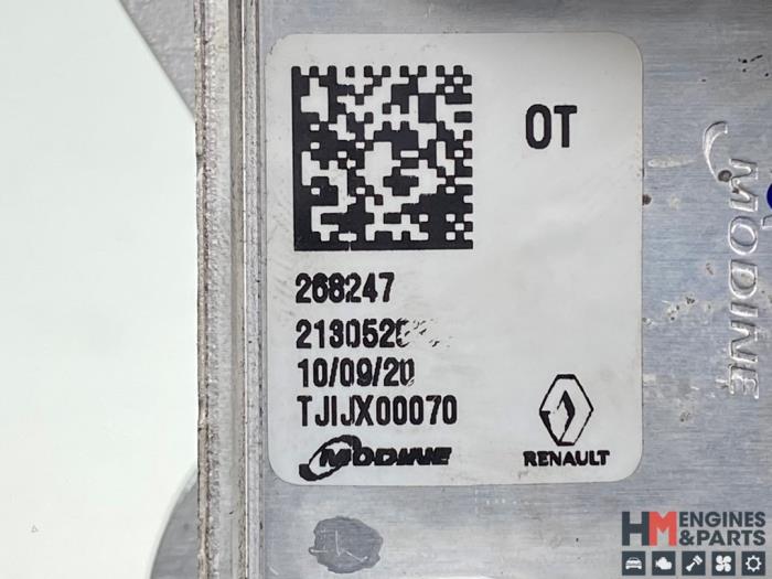 Refrigerador de aceite de un Renault Clio IV (5R) 1.2 TCE 16V GT EDC 2015