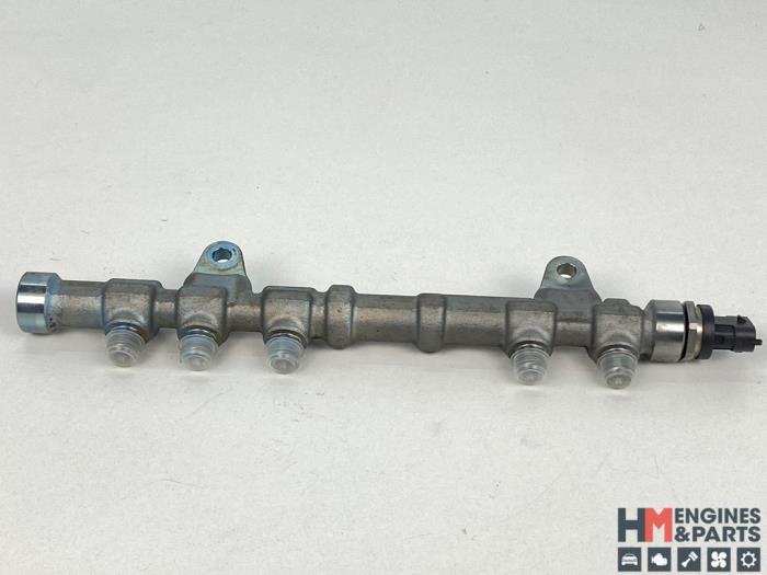 Gebrauchte Kraftstoffverteiler Fiat Doblo Cargo (263) 1.3 D Multijet Preis € 36,30 Mit Mehrwertsteuer angeboten von HM Engines & Parts