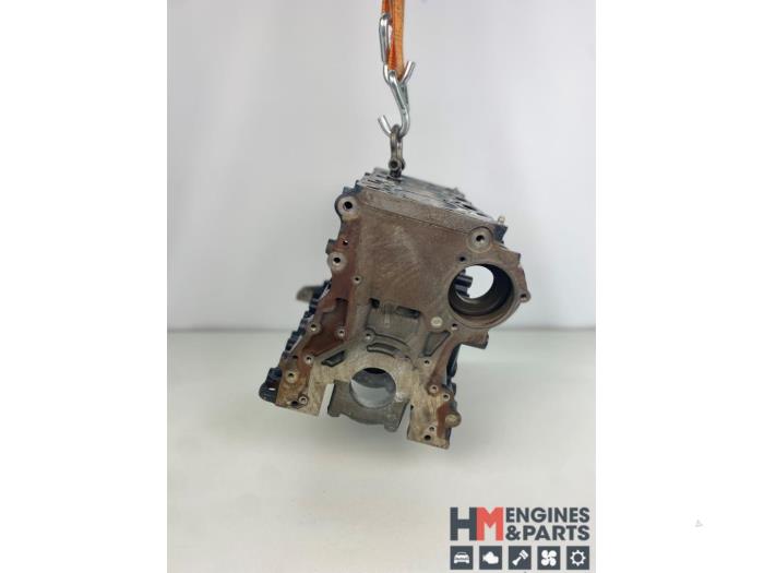 Used Engine crankcase Volkswagen Golf VII (AUA) 1.6 TDI 4Motion 16V Price € 363,00 Inclusive VAT offered by HM Engines & Parts