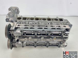 Używane Glowica cylindra Mercedes Sprinter 3t (910.6) 215 CDI 2.0 D FWD Cena € 1.082,95 Z VAT oferowane przez HM Engines & Parts