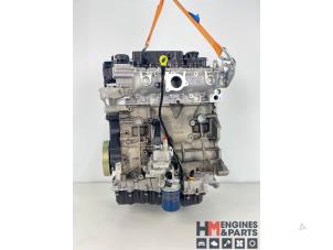 Engine from a Ford Kuga II 2.0 TDCi 16V 150 4x4 2017