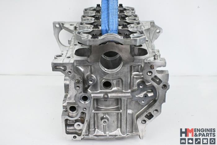Used Engine crankcase Renault Talisman (RFDL) 1.8 TCe 225 EDC Price € 363,00 Inclusive VAT offered by HM Engines & Parts