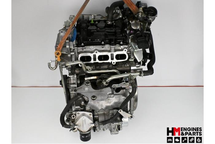 Motor van een Nissan Qashqai (J12) 1.5 VC-T e-Power 16V 2024