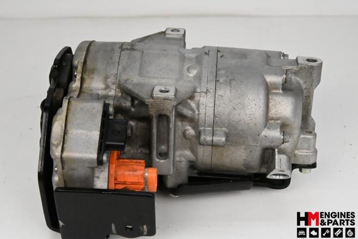 Usagé Pompe clim Nissan Qashqai (J12) 1.5 VC-T e-Power 16V Prix € 260,15 Prix TTC proposé par HM Engines & Parts
