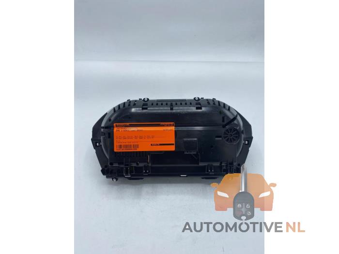 Instrument panel from a BMW 1 serie (F20) 125d 2.0 16V 2014
