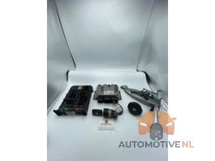 Used Ignition lock + computer Peugeot 308 (4A/C) 1.6 VTI 16V Price € 250,00 Margin scheme offered by AutomotiveNL