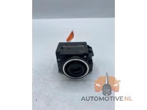 Used Electronic ignition key Mercedes CLK (W209) 3.2 320 V6 18V Price € 250,00 Margin scheme offered by AutomotiveNL