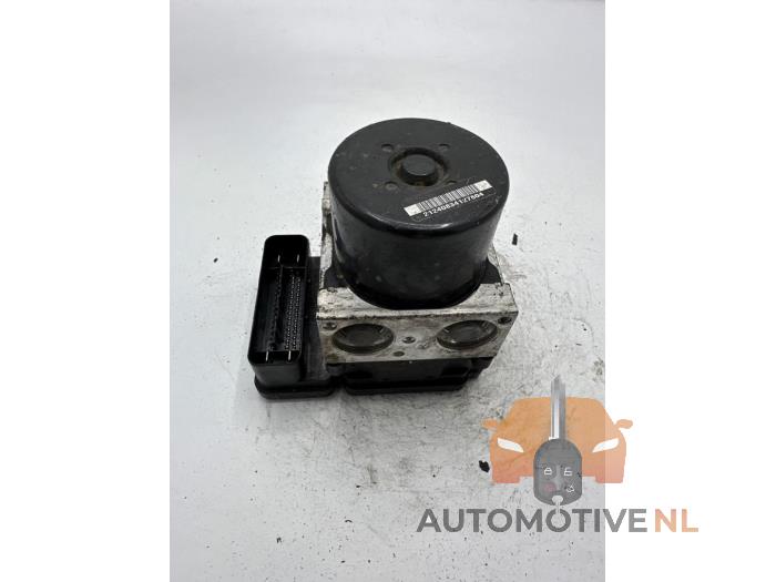 ABS pump from a Ford Fiesta 6 (JA8) 1.6 TDCi 16V 95 2010
