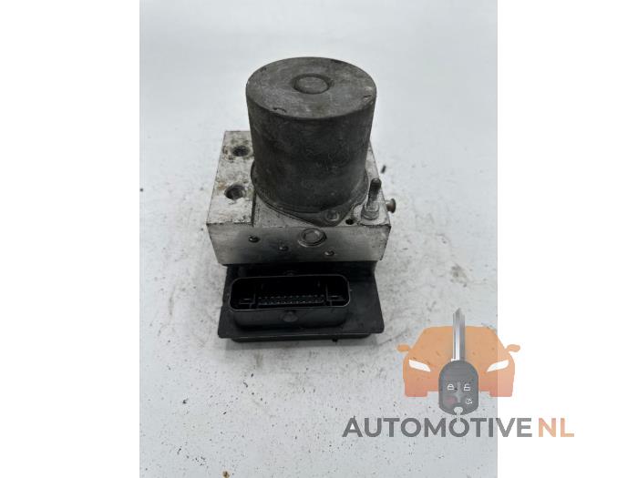 Pompa ABS z Audi A4 Avant (B7) 2.0 TFSI 20V 2005