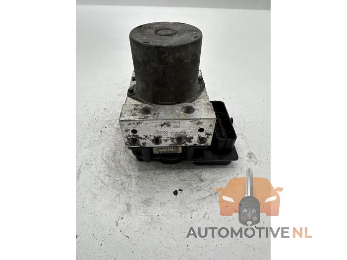 Pompa ABS z Audi A4 Avant (B7) 2.0 TFSI 20V 2005