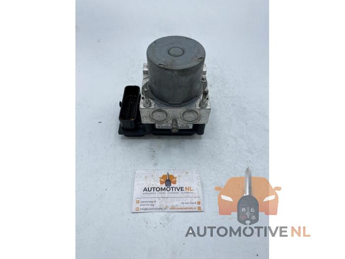 Bomba ABS de un Citroën C4 Berline (LC/LD) 1.6 16V 2007