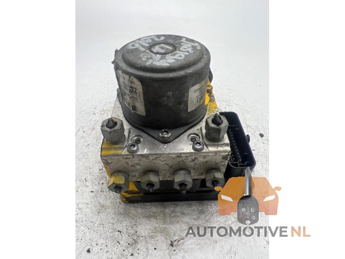 ABS pump from a Opel Insignia 1.6 CDTI 16V 2015