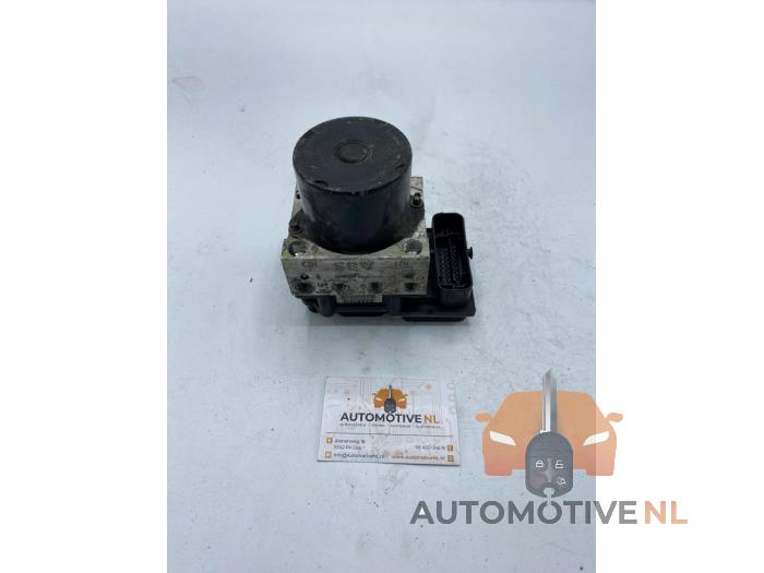 ABS pump Volkswagen Polo IV 1.2 12V - 6Q0614117S BME BOSCH
