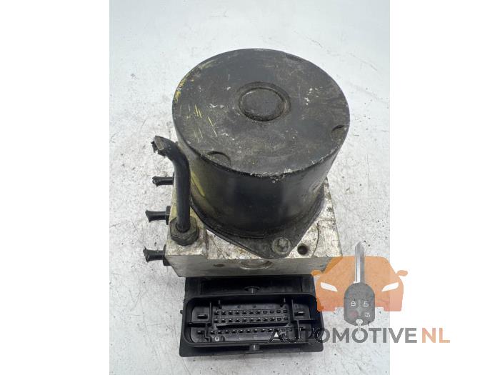 ABS pump Skoda Fabia 1.2 HTP 6Q0907379AA0001 AZQ BOSCH