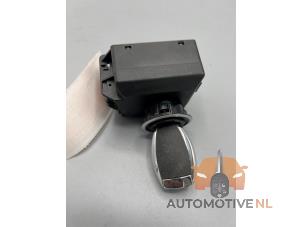 Usados Llave de contacto electrónica Mercedes B (W246,242) 1.5 B-180 CDI 16V Precio de solicitud ofrecido por AutomotiveNL Oss