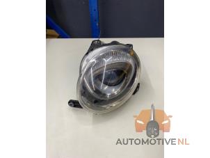 Używane Reflektor lewy Fiat 500 (312) 1.2 69 Cena € 150,00 Procedura marży oferowane przez AutomotiveNL Oss
