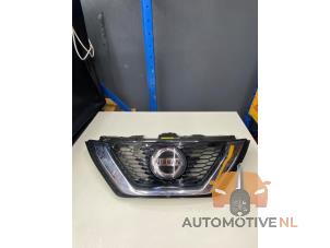 Used Grille Nissan Qashqai (J11) 1.3 DIG-T 140 16V Price € 150,00 Margin scheme offered by AutomotiveNL Oss