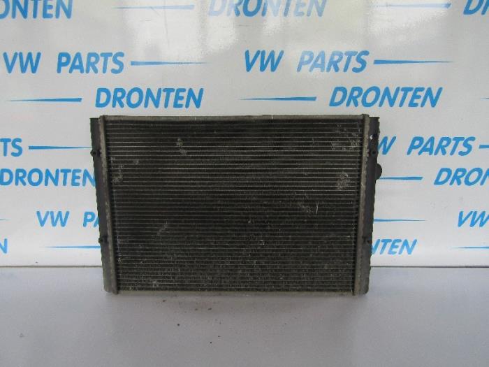 Usagé Radiateur Volkswagen Lupo (6X1) 1.2 TDI 3L Prix € 25,00 Règlement à la marge proposé par VW Parts Dronten