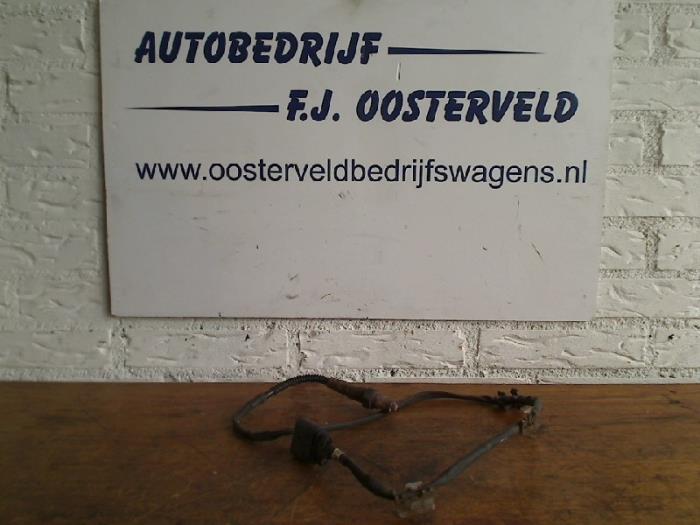 Used Lambda probe Volkswagen New Beetle (9C1/9G1) 2.0 Price € 20,00 Margin scheme offered by VW Parts Dronten