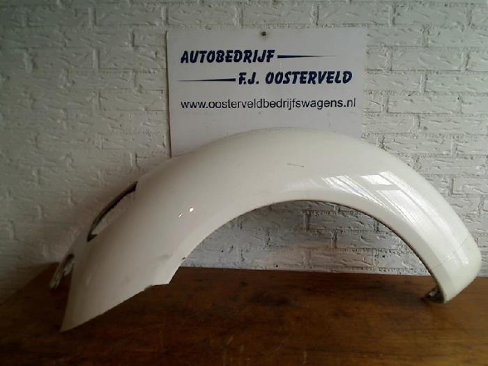 Mudguard right-rear from a Volkswagen New Beetle (9C1/9G1) 2.0 2000