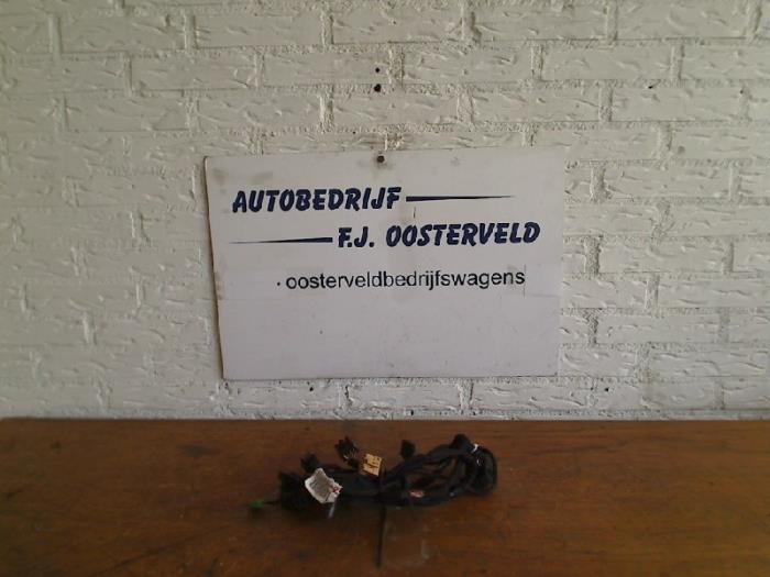 Begagnade Kablage Volkswagen New Beetle (9C1/9G1) 2.0 Pris på förfrågan erbjuds av VW Parts Dronten