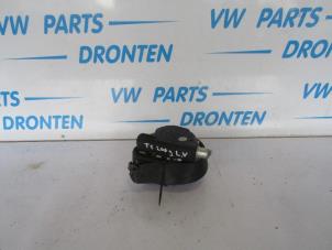 Used Seatbelt tensioner, left Volkswagen Transporter T5 2.5 TDi 4Motion Price € 75,00 Margin scheme offered by VW Parts Dronten