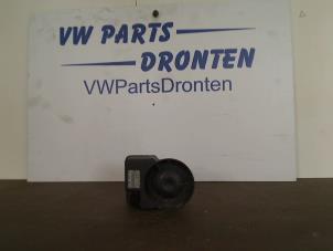 Używane Syrena alarmowa Volkswagen Passat Variant (3C5) 2.0 TDI 16V 170 Cena na żądanie oferowane przez VW Parts Dronten