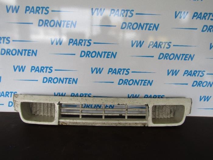 Begagnade Diverse Volkswagen Transporter T5 2.5 TDi Pris € 20,00 Marginaltabell erbjuds av VW Parts Dronten