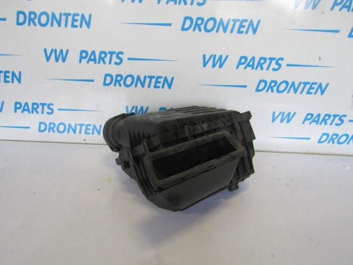 Gebrauchte Luftfiltergehäuse Volkswagen Golf VII (AUA) 2.0 GTD 16V Preis € 35,00 Margenregelung angeboten von VW Parts Dronten